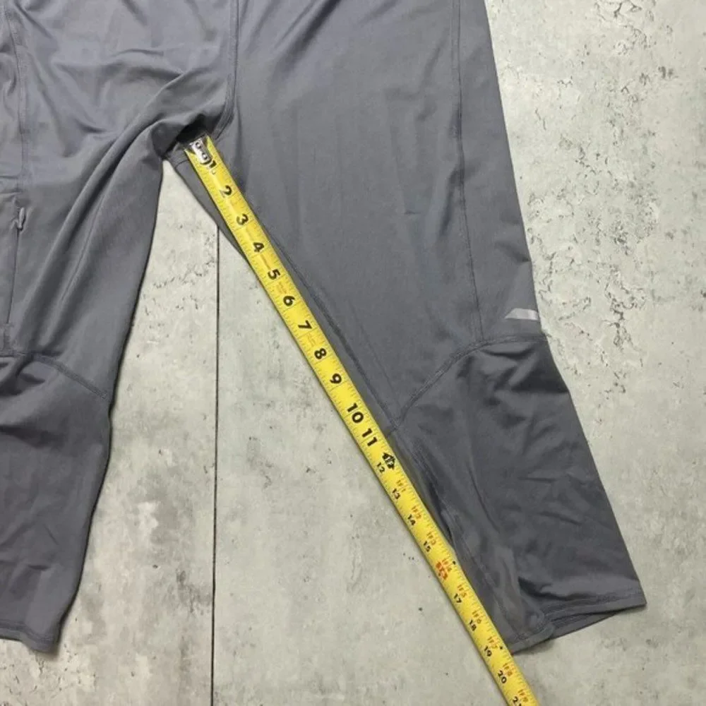 Cabela's XPG Stretch Capri Leggings Grey Men's Size Small Cool‎ UPF 15 Wick